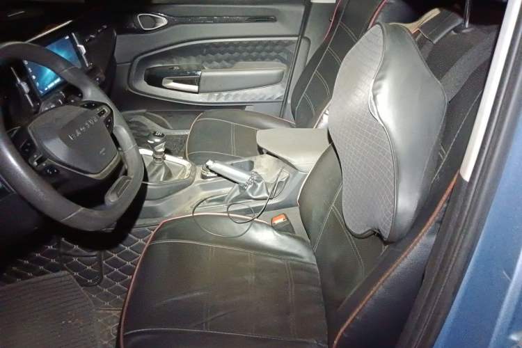 Used Baojun RM-5 2019 1.5T Manual Elite Version with 24-Hour Online Service 7 Seats Left Front Seat