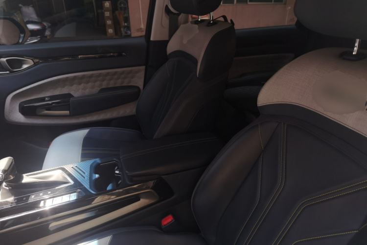 Used Baojun RM-5 2019 1.5T CVT 24-Hour Online Luxury Version 6 Seats Left Front Seat