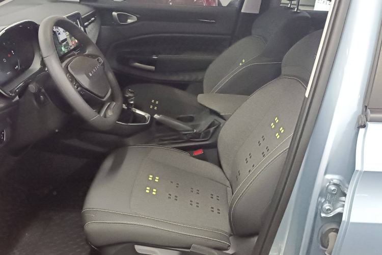 Used Baojun RM-5 2019 1.5L Manual Elite Edition with 24-hour Online Service 5 Seats Left Front Seat