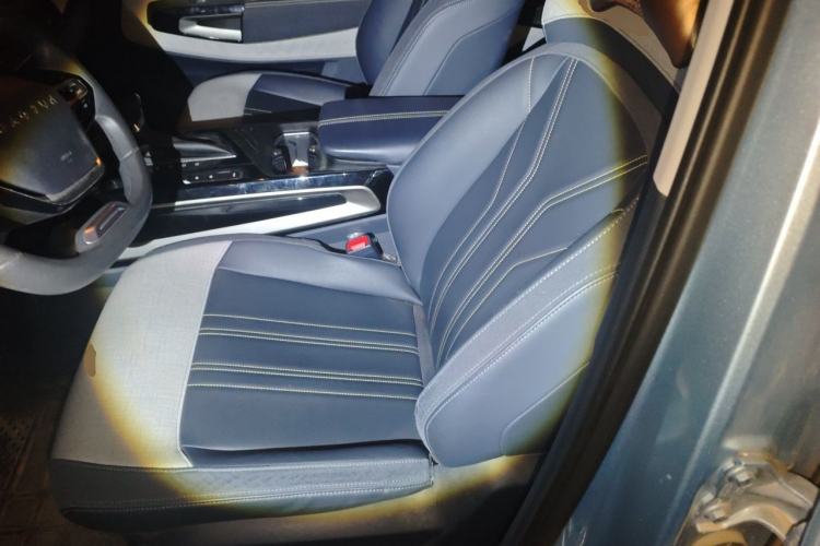 Used Baojun RM-5 2019 1.5T CVT 24-Hour Online Luxury Version 6 Seats Left Front Seat