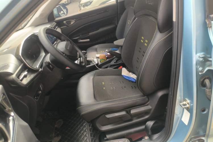 Used Baojun RM-5 2019 1.5T Manual Elite Version with 24-Hour Online Service 7 Seats Left Front Seat