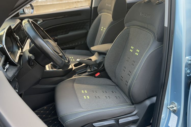 Used Baojun RM-5 2019 1.5L Manual Elite Edition with 24-hour Online Service 5 Seats Left Front Seat