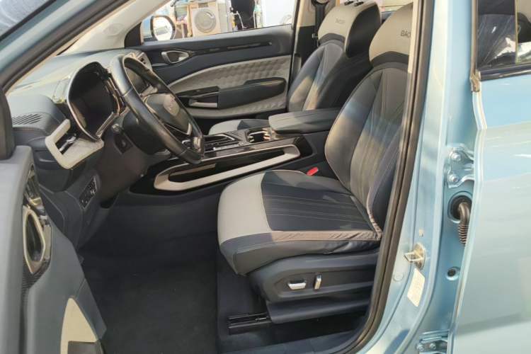 Used Baojun RM-5 2019 1.5T CVT 24-Hour Online Prestige Version 6 Seats Left Front Seat
