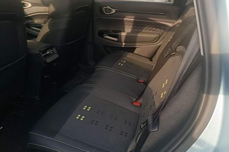 Used Baojun RM-5 2019 1.5T CVT Elite Version with 24-Hour Online Service 7 Seats Left Rear Seat