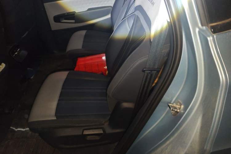 Used Baojun RM-5 2019 1.5T CVT 24-Hour Online Luxury Version 6 Seats Left Rear Seat