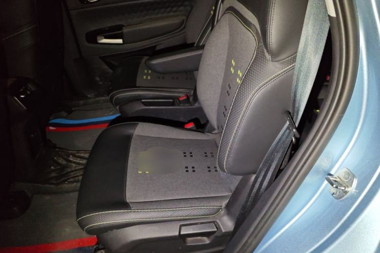 Used Baojun RM-5 2019 1.5T Manual Elite Version with 24-Hour Online Service 6 Seats Left Rear Seat