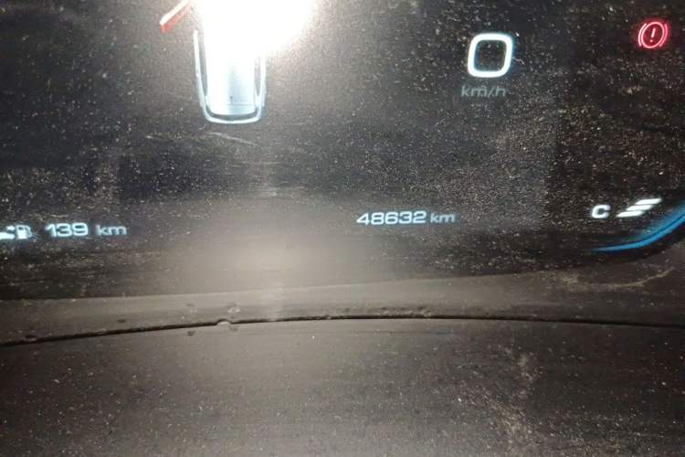 Used Baojun RM-5 2019 1.5T Manual Elite Version with 24-Hour Online Service 7 Seats Odometer Close Up