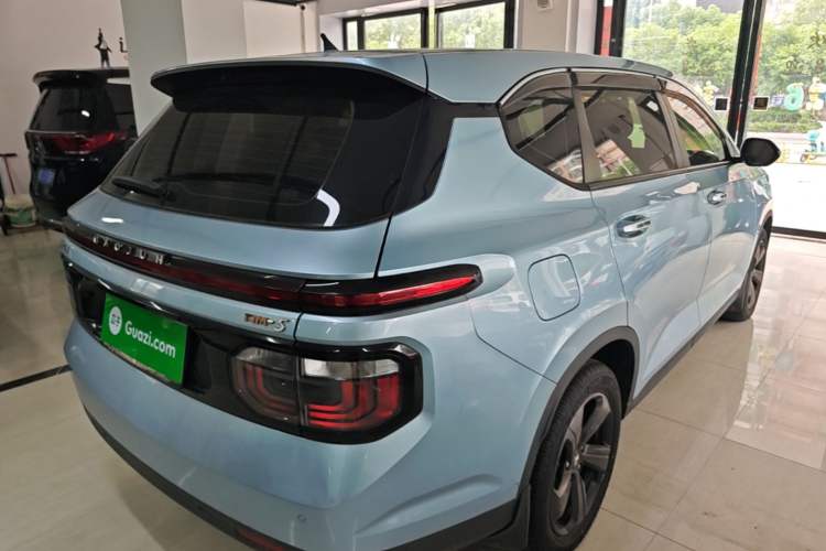 Used Baojun RM-5 2019 1.5T CVT Elite Version with 24-Hour Online Service 5 Seats Rear Right 45 Deg