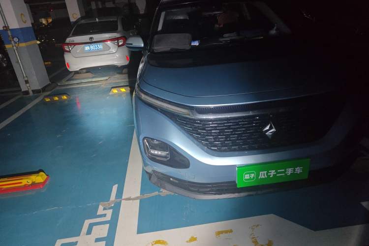 Used Baojun RM-5 2019 1.5T CVT 24-Hour Online Prestige Version 5 Seats Right Front Headlight