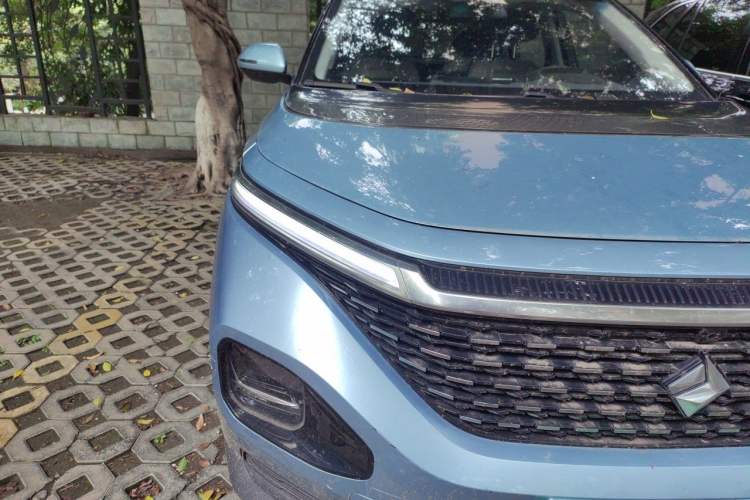 Used Baojun RM-5 2019 1.5T CVT 24-Hour Online Luxury Version 6 Seats Right Front Headlight