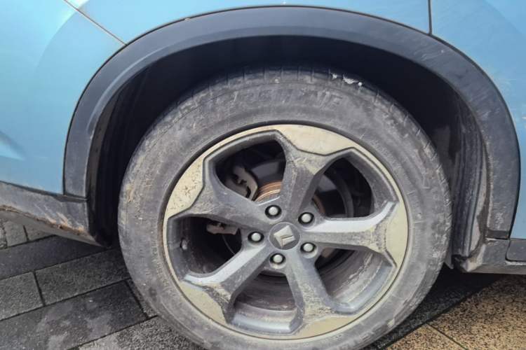 Used Baojun RM-5 2019 1.5T CVT 24-Hour Online Luxury Version 7 Seats Right Rear Wheel Hub