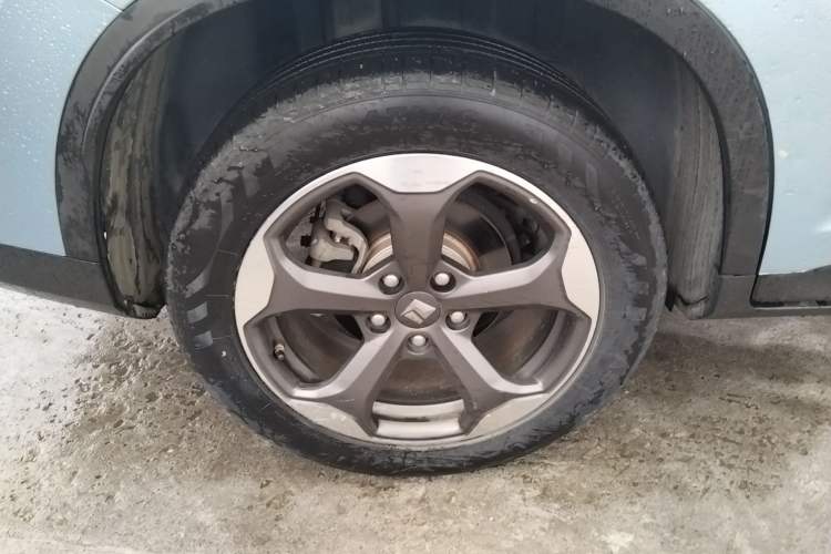 Used Baojun RM-5 2019 1.5T CVT 24-Hour Online Luxury Version 7 Seats Right Rear Wheel Hub