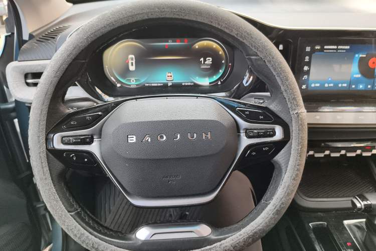 Used Baojun RM-5 2019 1.5T CVT 24-Hour Online Prestige Version 6 Seats Steering Wheel