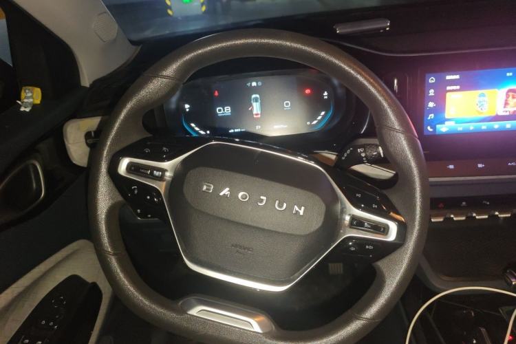 Used Baojun RM-5 2019 1.5T CVT 24-Hour Online Luxury Version 6 Seats Steering Wheel