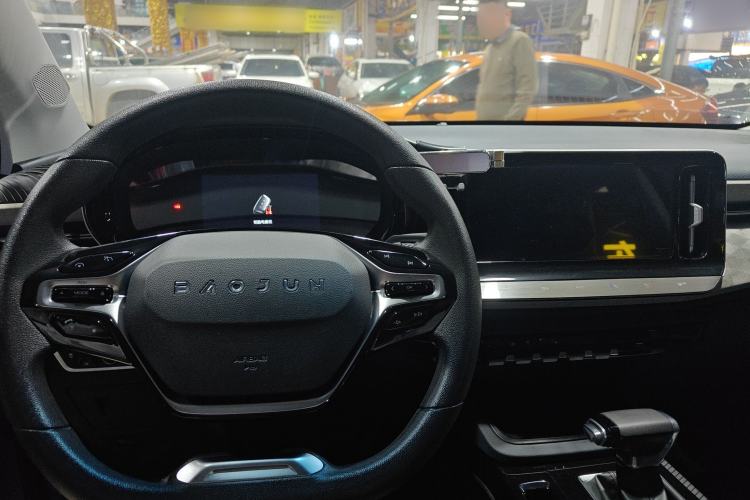 Used Baojun RM-5 2019 1.5T CVT 24-Hour Online Luxury Version 6 Seats Steering Wheel