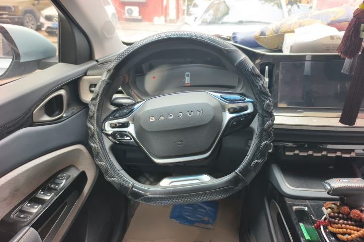 Used Baojun RM-5 2019 1.5T CVT 24-Hour Online Luxury Version 6 Seats Steering Wheel