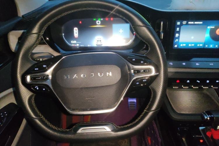 Used Baojun RM-5 2019 1.5T CVT 24-Hour Online Premium Version 7 Seats Steering Wheel