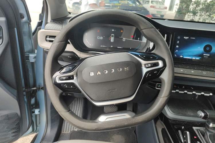 Used Baojun RM-5 2019 1.5T CVT 24-Hour Online Luxury Version 6 Seats Steering Wheel