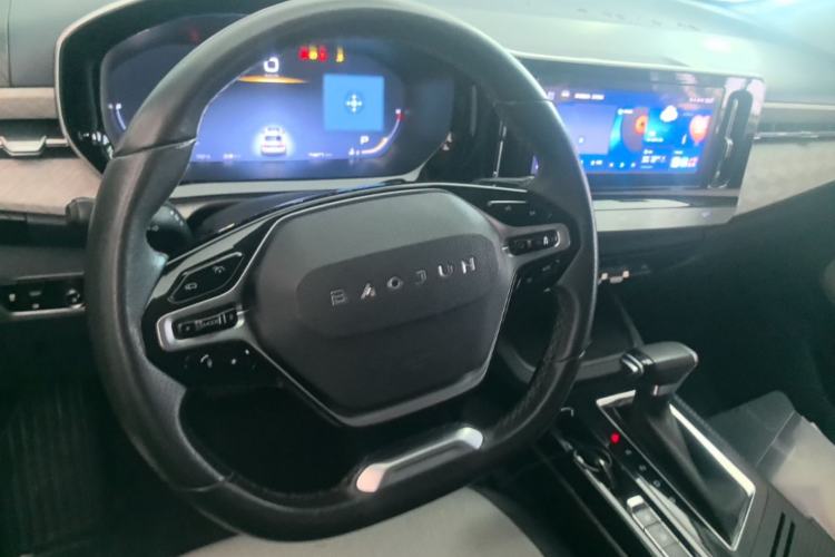 Used Baojun RM-5 2019 1.5T CVT 24-Hour Online Prestige Version 6 Seats Steering Wheel