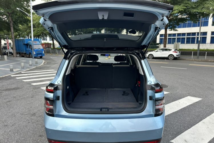Used Baojun RM-5 2019 1.5T CVT 24-Hour Online Premium Version 7 Seats Trunk