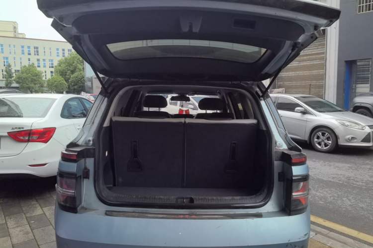 Used Baojun RM-5 2019 1.5T CVT 24-Hour Online Luxury Version 7 Seats Trunk