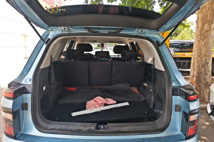 Used Baojun RM-5 2019 1.5T CVT Elite Version with 24-Hour Online Service 7 Seats Trunk