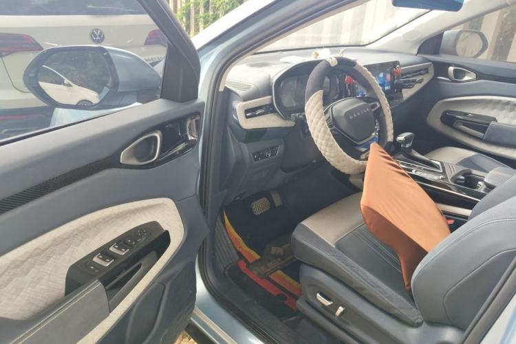Used Baojun RM-5 2019 1.5T CVT 24-Hour Online Luxury Version 6 Seats Driver Seat