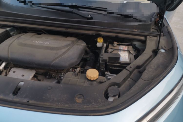 Used Baojun RM-5 2019 1.5T CVT 24-Hour Online Prestige Version 6 Seats Engine Bay Left