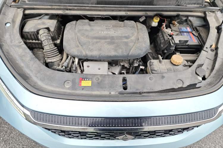 Used Baojun RM-5 2019 1.5T CVT 24-Hour Online Prestige Version 6 Seats Engine Bay