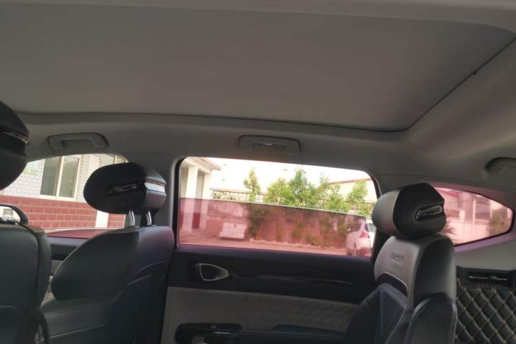 Used Baojun RM-5 2019 1.5T CVT 24-Hour Online Prestige Version 6 Seats Headliner