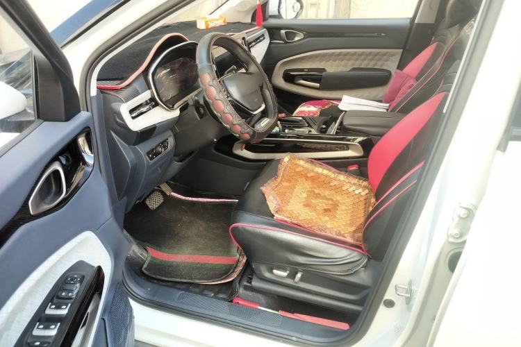 Used Baojun RM-5 2019 1.5T CVT 24-Hour Online Luxury Version 6 Seats Left Front Seat
