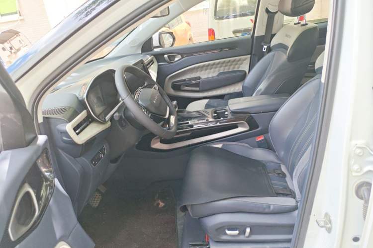 Used Baojun RM-5 2019 1.5T CVT 24-Hour Online Luxury Version 7 Seats Left Front Seat
