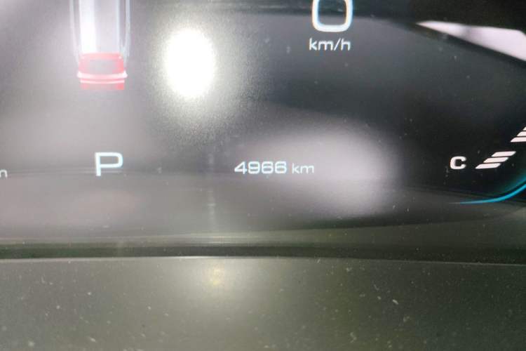 Used Baojun RM-5 2019 1.5T CVT 24-Hour Online Luxury Version 6 Seats Odometer Close Up