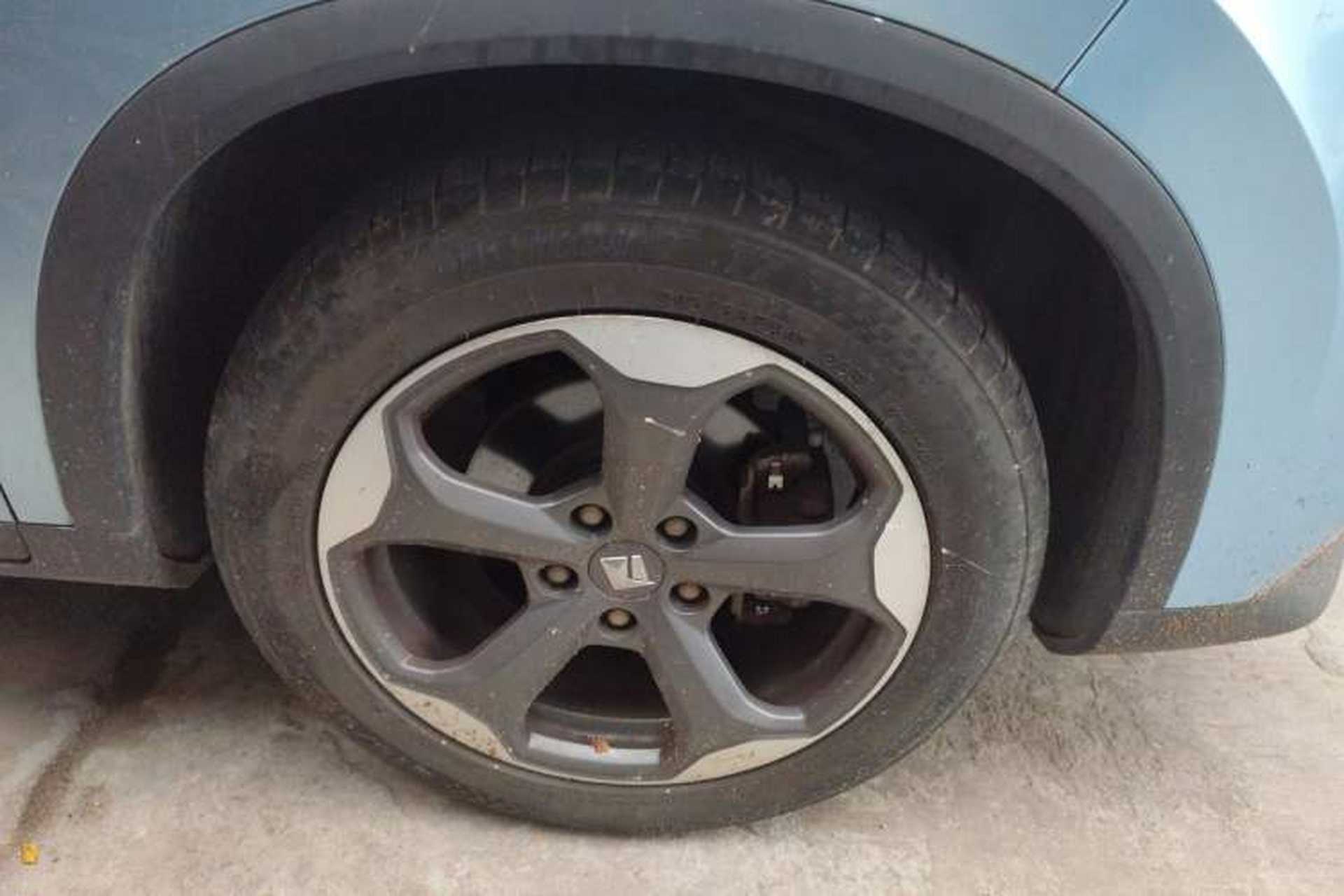 Used Baojun RM-5 2019 1.5T CVT 24-Hour Online Premium Version 7 Seats Right Front Wheel Hub