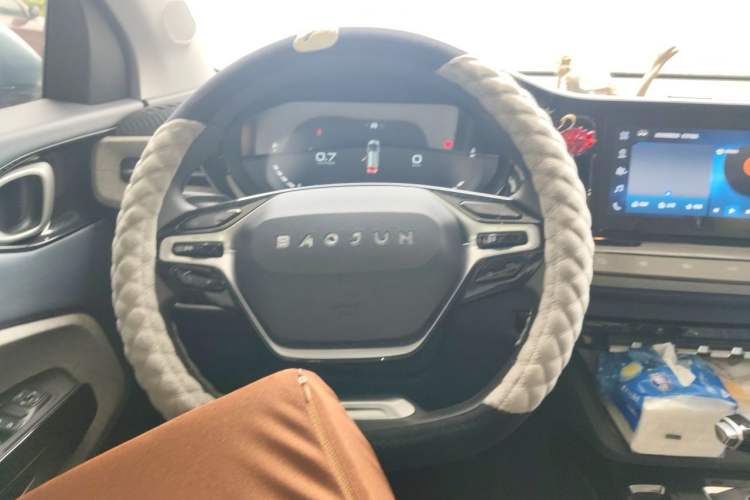 Used Baojun RM-5 2019 1.5T CVT 24-Hour Online Luxury Version 6 Seats Steering Wheel