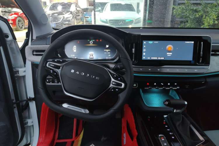Used Baojun RM-5 2019 1.5T CVT 24-Hour Online Premium Version 7 Seats Center Console