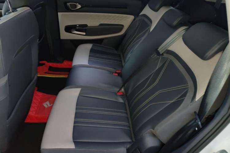 Used Baojun RM-5 2019 1.5T CVT 24-Hour Online Premium Version 7 Seats Left Rear Seat