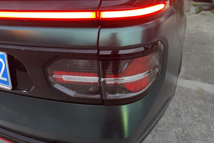 Used Baojun RM-5 2019 1.5T CVT 24-Hour Online Premium Version 7 Seats Right Rear Taillight