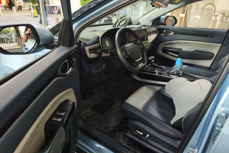 Used Baojun RM-5 2019 1.5T CVT 24-Hour Online Prestige Version 6 Seats Driver Seat