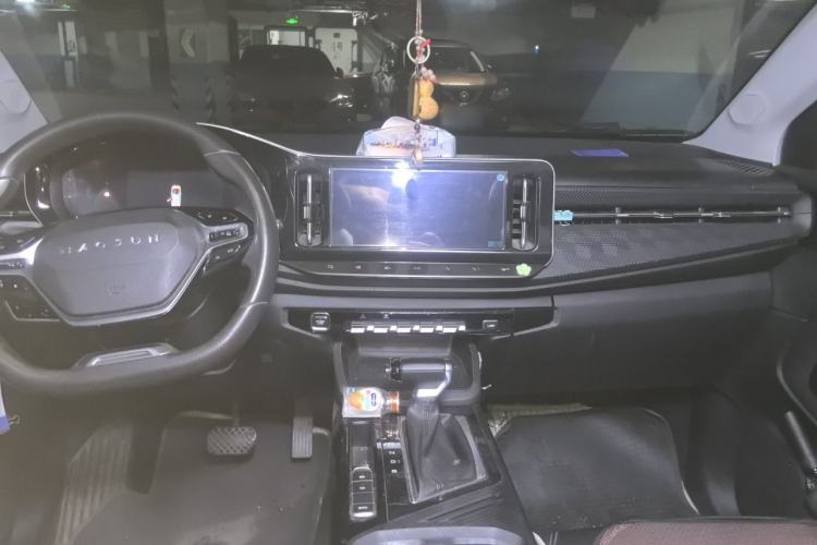 Used Baojun RM-5 2019 1.5T CVT Elite Version with 24-Hour Online Service 6 Seats Center Console