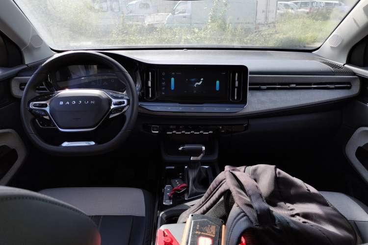 Used Baojun RM-5 2019 1.5T CVT 24-Hour Online Luxury Version 6 Seats Center Console