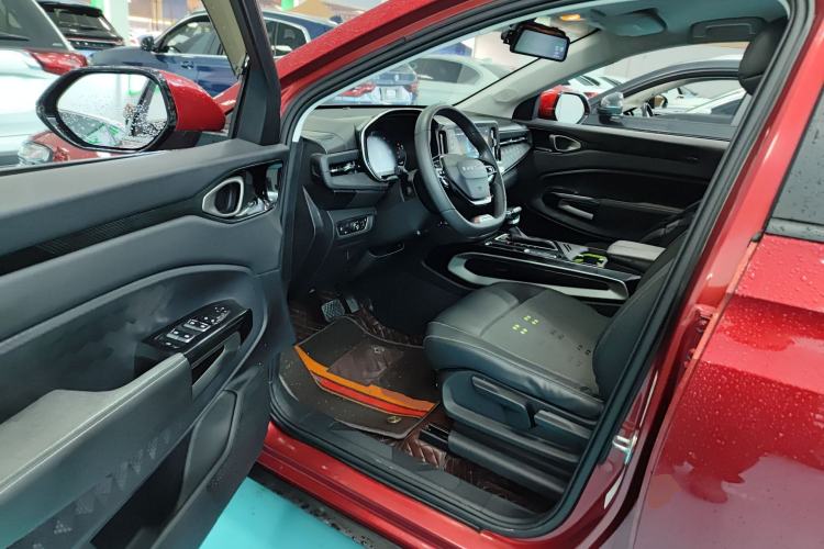 Used Baojun RM-5 2019 1.5T CVT Elite Version with 24-Hour Online Service 6 Seats Driver Seat