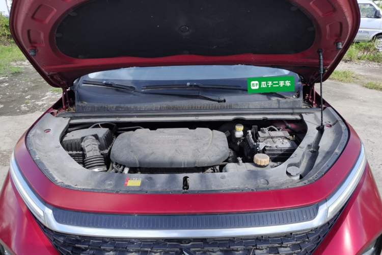 Used Baojun RM-5 2019 1.5T CVT 24-Hour Online Luxury Version 6 Seats Engine Bay