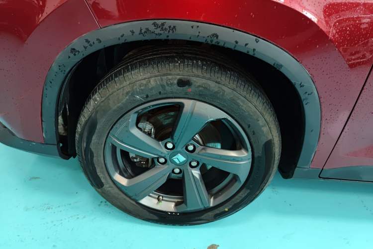 Used Baojun RM-5 2019 1.5T CVT Elite Version with 24-Hour Online Service 6 Seats Exterior 4