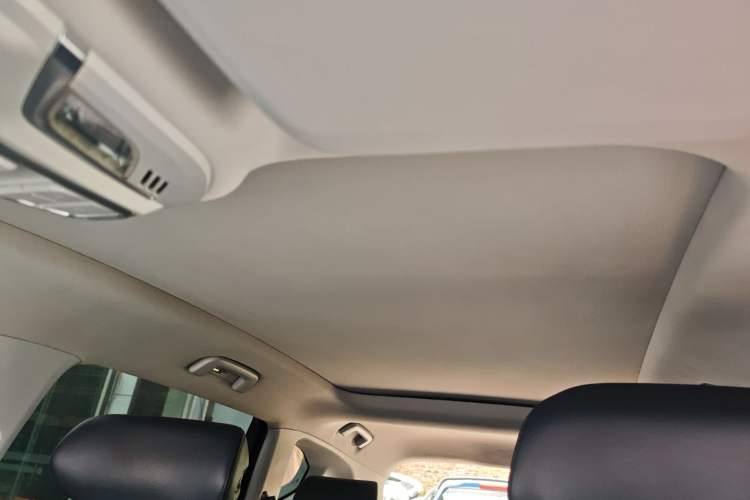 Used Baojun RM-5 2019 1.5T CVT 24-Hour Online Premium Version 7 Seats Headliner