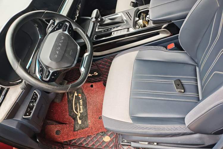 Used Baojun RM-5 2019 1.5T CVT 24-Hour Online Premium Version 7 Seats Interior 3