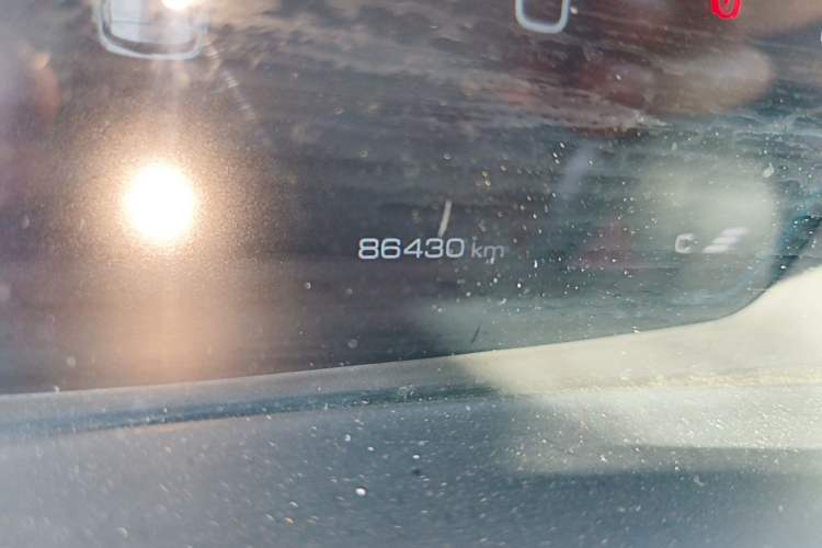 Used Baojun RM-5 2019 1.5T Manual Elite Version with 24-Hour Online Service 7 Seats Odometer Close Up