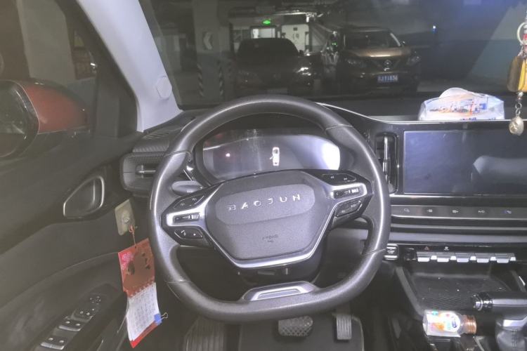 Used Baojun RM-5 2019 1.5T CVT Elite Version with 24-Hour Online Service 6 Seats Steering Wheel