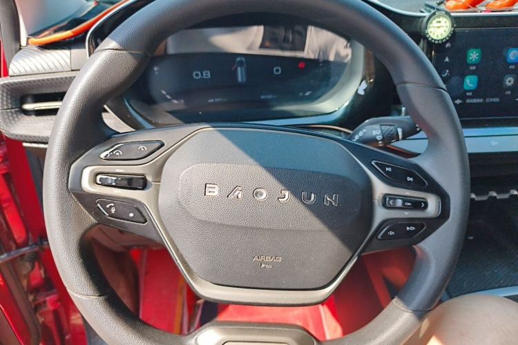 Used Baojun RM-5 2019 1.5T Manual Elite Version with 24-Hour Online Service 7 Seats Steering Wheel
