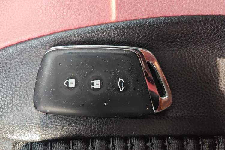Used Baojun RM-5 2019 1.5T CVT 24-Hour Online Prestige Version 6 Seats Vehicle Key